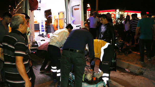 Manisa'da zincirleme kaza: 4 kişi yaralandı