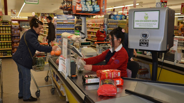 Marketlerde fiyatlar gıdım gıdım iniyor!