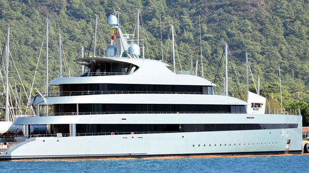 Marmaris'e gelen dev yatın kirası dudak uçuklattı