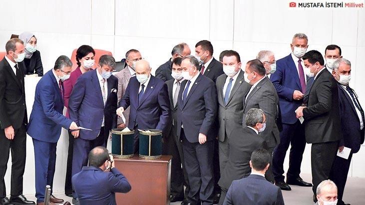 Meclis’te ‘yavaşlatma’ kavgası