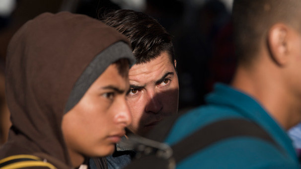 Meksika reşit olmayan göçmenlerin ABD'ye geçişine izin vermeyecek