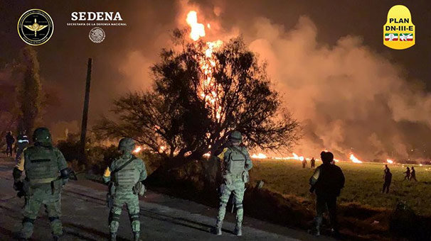 Meksika'da boru hattında patlama: 21 ölü