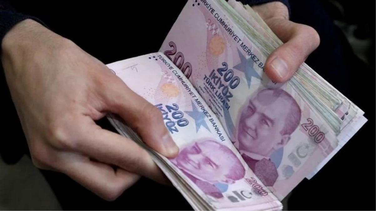 Memur ve emekliler, zam için nefesini tuttu! İşte son hesaplamalara göre masadaki rakamlar