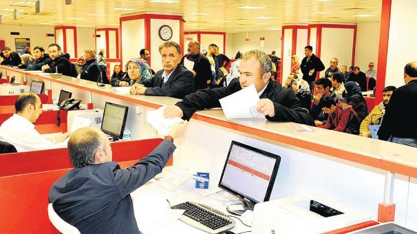 Memur ve emekliye yüzde 10 zam