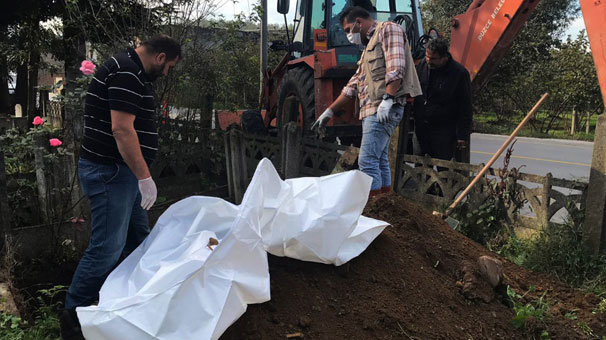 'Mezarlarınız çıkartılıyor' haberi mahalleliyi ayağa kaldırdı