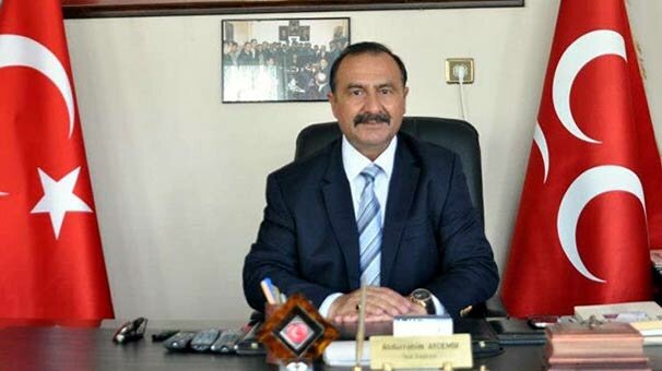 MHP Aliağa İlçe Başkanı, bıçaklı saldırıda yaralandı