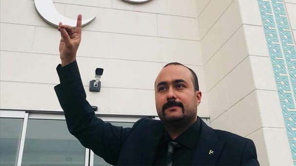 MHP Eşme İlçe Başkanı ayağından vuruldu