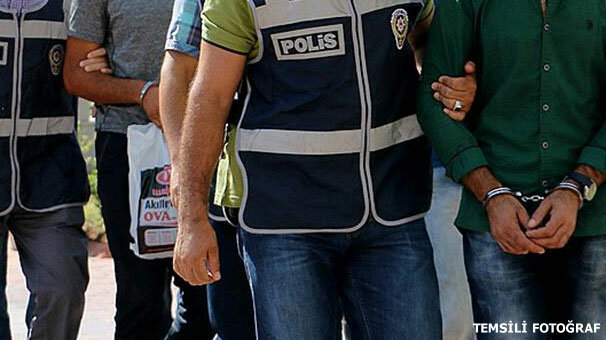 Muş'taki FETÖ operasyonunda 33 zanlı yakalandı