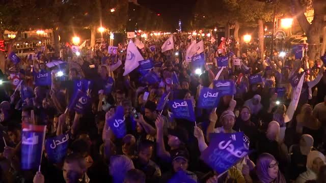 Nahda başkent Tunus'ta seçim mitingi düzenledi