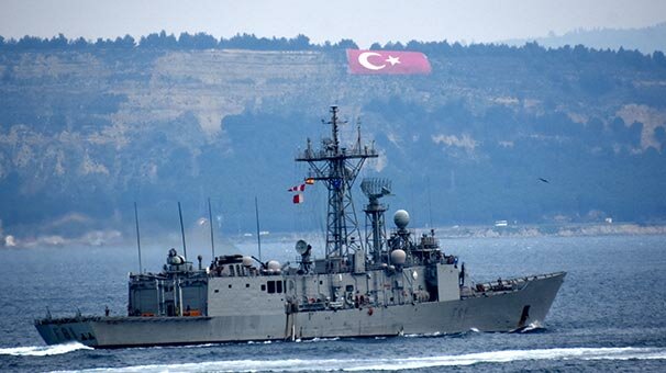 NATO gemileri Çanakkale Boğazı'ndan geçti