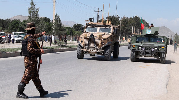 NATO konvoyuna saldırı