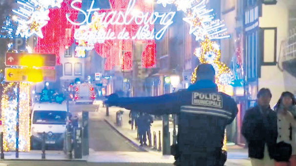 Noel pazarında silahlı saldırı