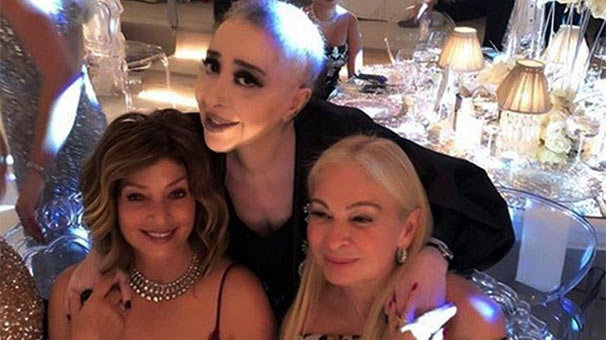 Nur Yerlitaş düğüne katıldı