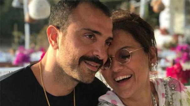 Okan Kurt, Demet Akalın'ı sildi