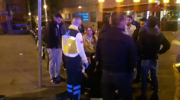 Otomobil taksiye çarptı! Yaralılar var...