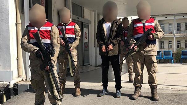 Özel eğitimli bir katil! İzmir'de yakalandı...