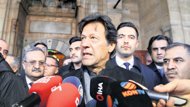 Pakistan başbakanı İmran han:
