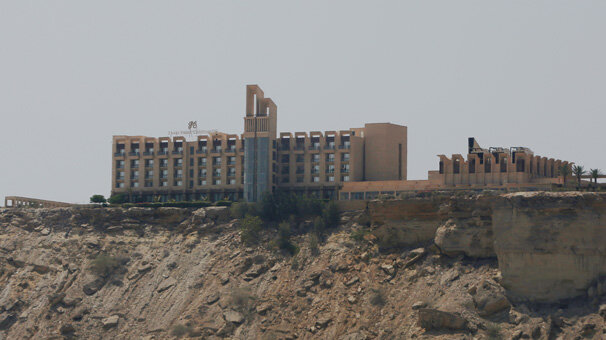 Pakistan'da 5 yıldızlı otele saldırı