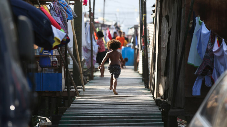 Papua Yeni Gine'de katliam