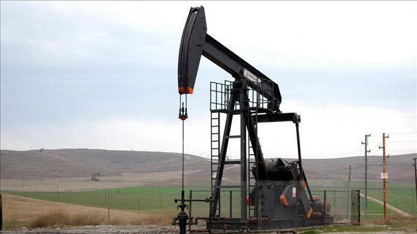 Petrolün varili 61,98 dolar