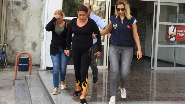 Polis evden çıkan adamı durdurunca ortaya çıktı!