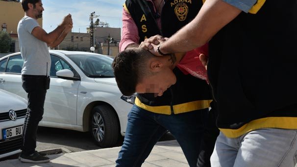 Polis instagramda sevgili olduğu kapkaççıyı yakaladı