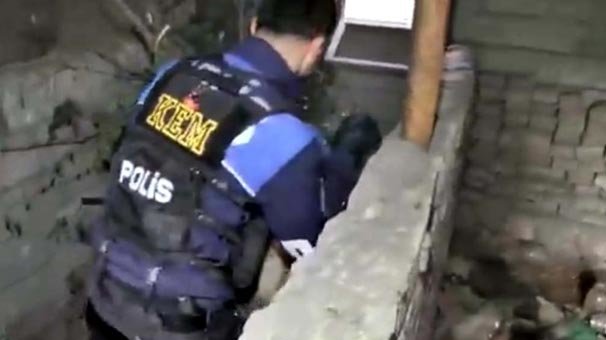 Polislerden kaçmak için öyle bir şey yaptı ki...