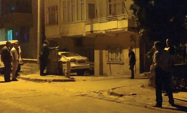 Pompalı tüfekle intihara kalkan genci polis ikna etti