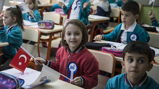 Resmen açıklandı... Yakın zamanda başlayacak! İlkokullarda...