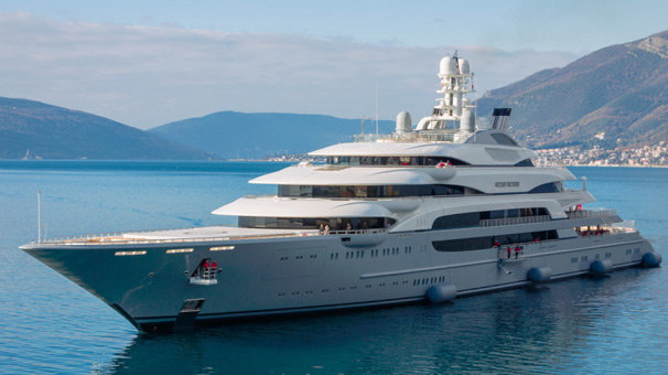 Rus iş adamı Rashnikov'un lüks yatı Fethiye'de