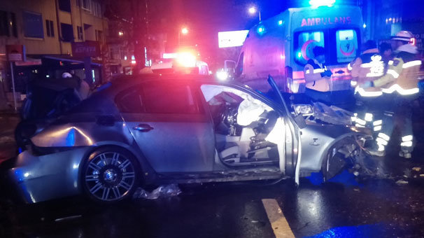 Sabaha karşı hareketli dakikalar! Hurdaya döndüler