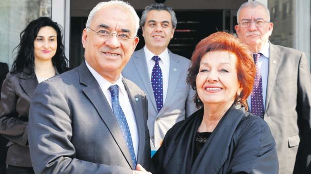 Sanatçı Güven Hokna DSP’nin Üsküdar adayı