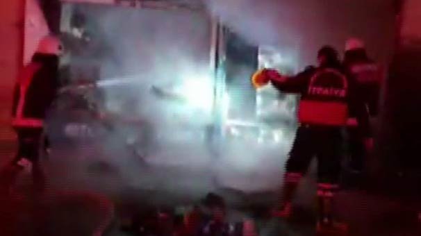 Sanayi sitesinde yangın paniği