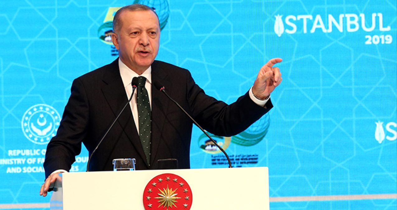 Sarı Yeleklileri işaret eden Erdoğan, Macron'a tepki gösterdi: Hadi çöz, niye durduramıyorsun?