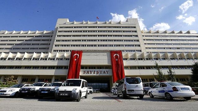 Sayıştay: Özel hastaneler, tatildeki doktorları ameliyat yapmış gibi gösterip SGK'ya fatura kesmiş