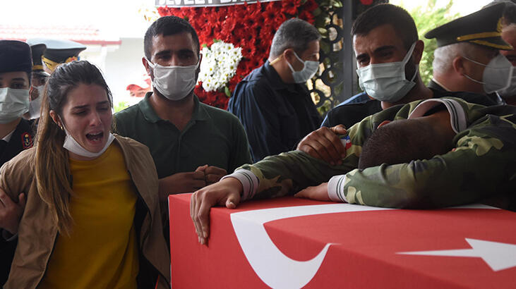 Şehit Teğmen Mehmet Kıvık son yolculuğuna uğurlandı