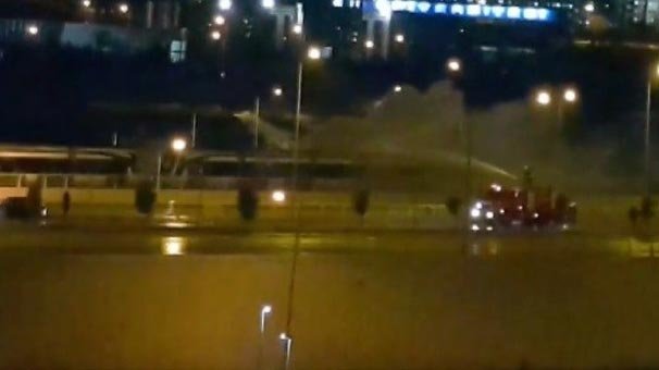 Seyir halindeyken bir anda alev aldı