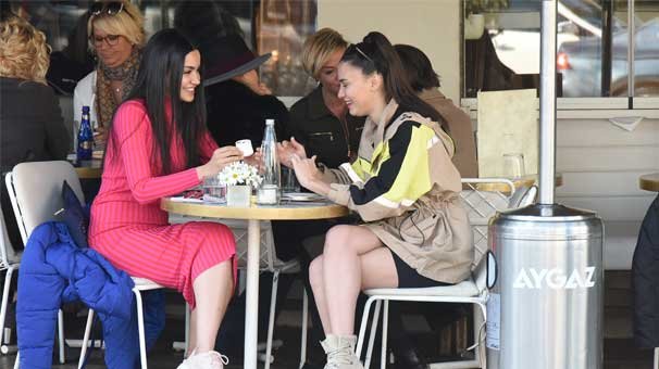 Şilan Makal Bebek'te fal baktırdı