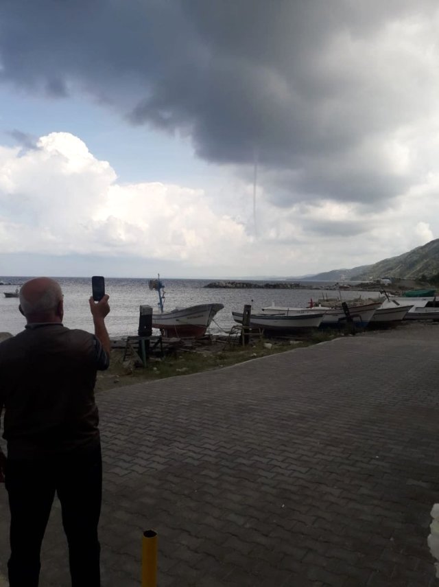 Sinop'ta çıkan hortum korkuttu