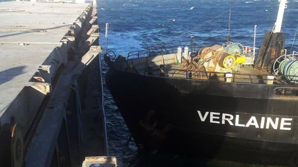 Sinop'ta iki gemi çarpıştı