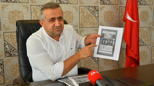 'Sofranın kralı' domates tarlada 3, İstanbulda 8 lira