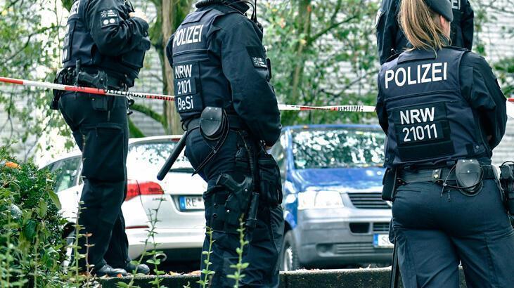 Son dakika... Almanya'da bıçaklı saldırı! Ölü ve yaralılar var