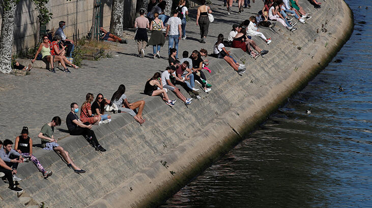 Son dakika... Fransa'da corona virüsten ölenlerin sayısı 28 bin 239 oldu