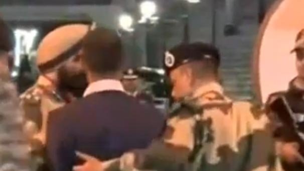 Son dakika... Hintli pilot serbest bırakıldı