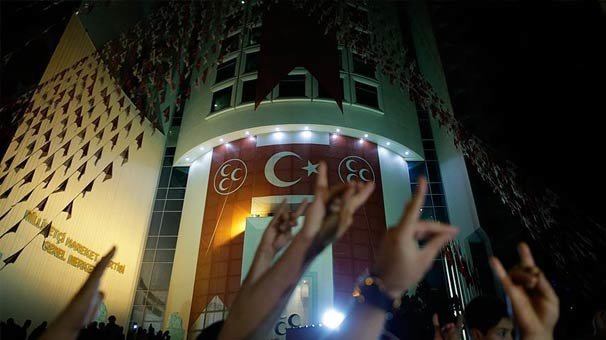 Son Dakika... MHP 12'si il olmak üzere 152 belediye başkan adayını daha açıkladı