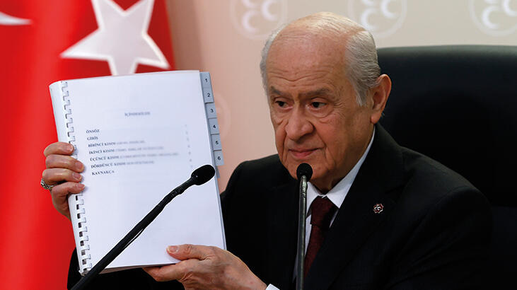 Son dakika... MHP lideri Bahçeli'den yeni anayasa açıklaması! 100 maddelik öneri hazır