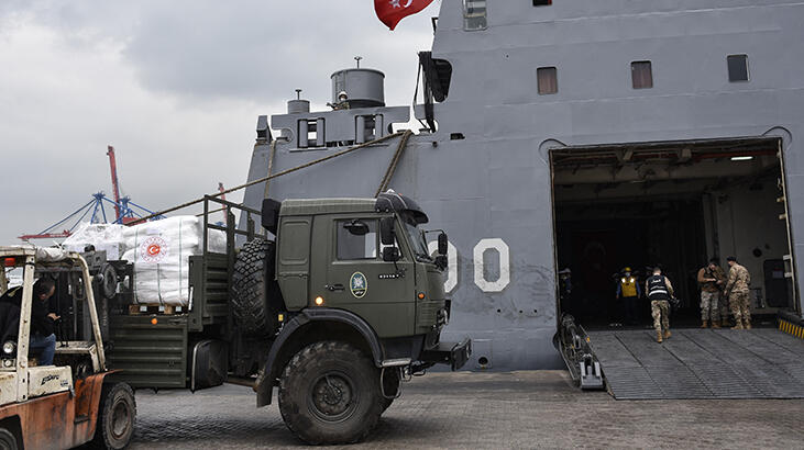 Son dakika... Türkiye'den Lübnan'a 260 tonluk yardım! Teslimat gerçekleşti