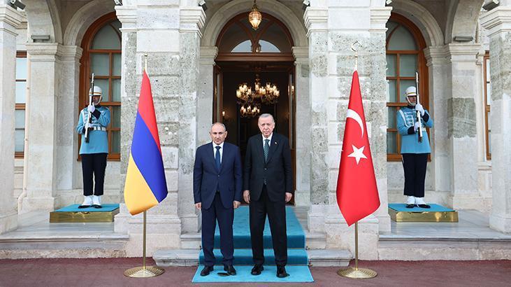 SON DAKİKA! Cumhurbaşkanı Erdoğan ile Ermenistan Başbakanı Paşinyan'ın görüşmesi sona erdi! İşte masadaki konular