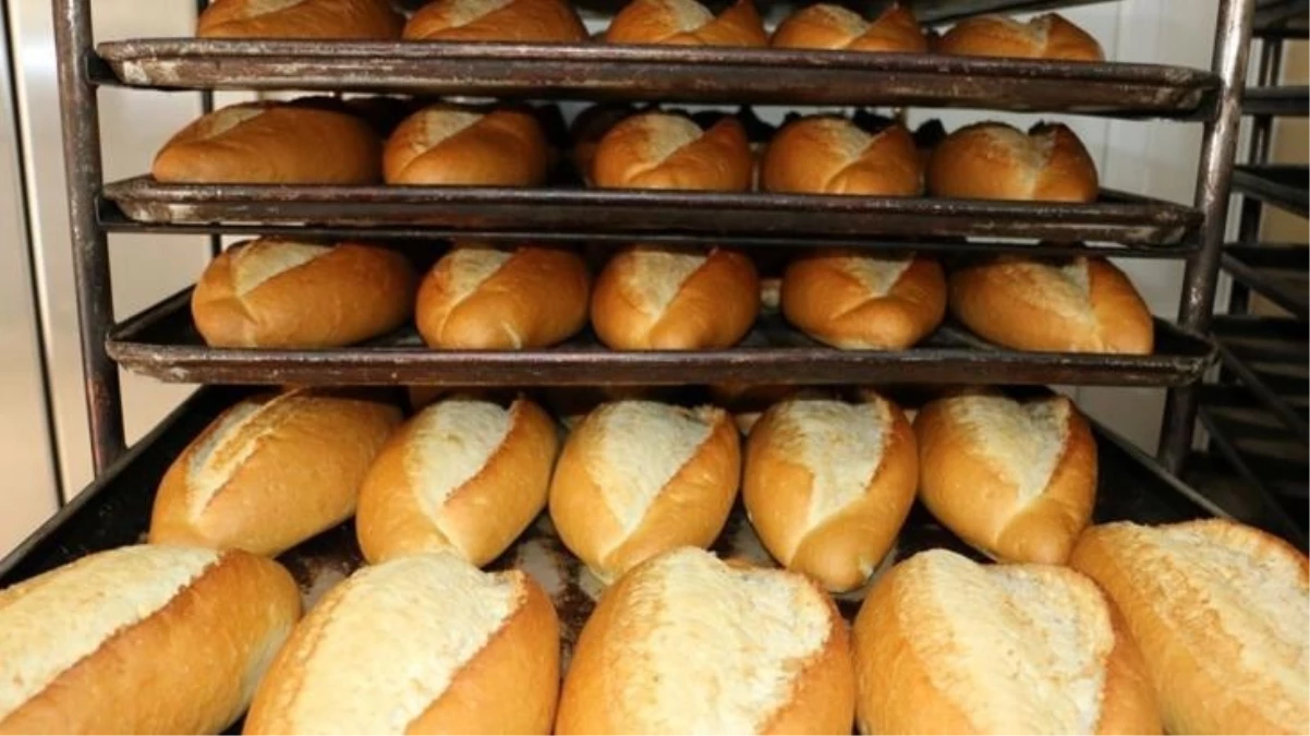 Son Dakika: Ekmek 10 lira mı oluyor? Fırıncılar Federasyonu Başkanı iddiayı yalanlayıp zam için oran verdi
