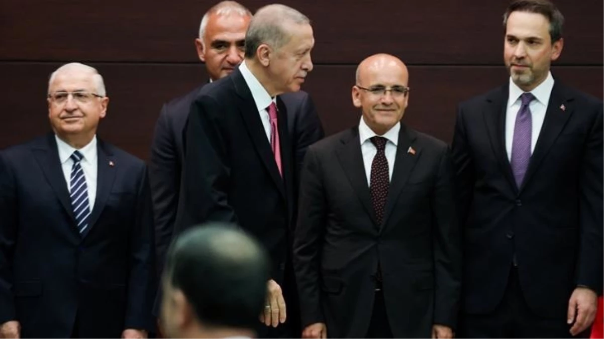 Son Dakika: Erdoğan'dan faiz mesajı: Hazine ve Maliye Bakanımızın adımlarını süratle, rahatlıkla Merkez Bankası'yla atmasını kabullendik